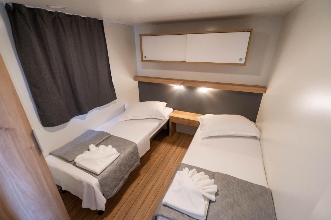 New !!! Adria Village Zivogosce- Camp Dole Luaran gambar